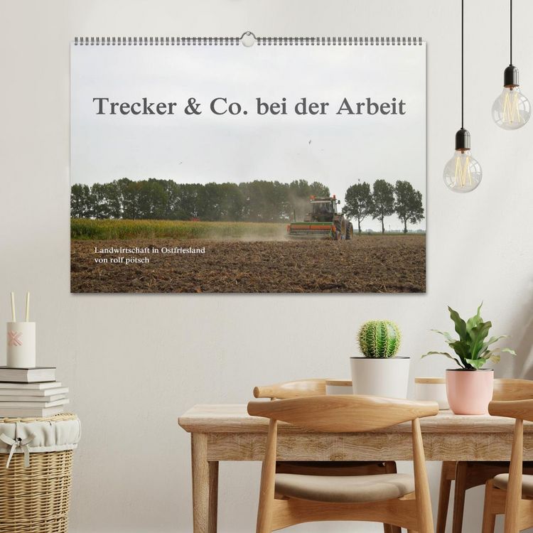 Produktbild: Trecker & Co. bei der Arbeit - Landwirtschaft in Ostfriesland (Wandkalender 2026 DIN A2 quer), CALVENDO Monatskalender