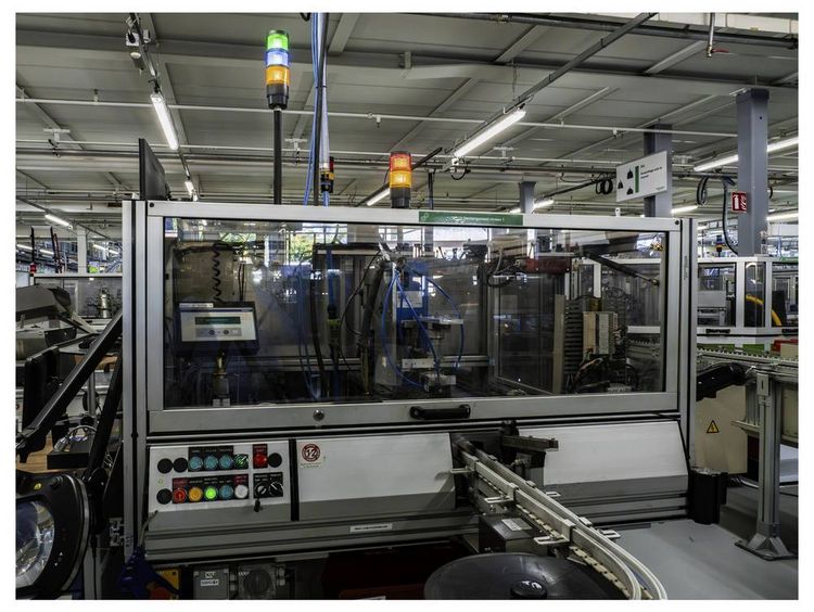 Produktbild: Schneider Electric Anschlusselement XVB7C21B 1St.