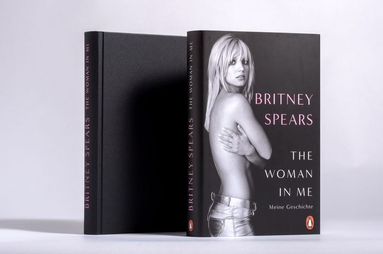 Produktbild: The Woman in Me