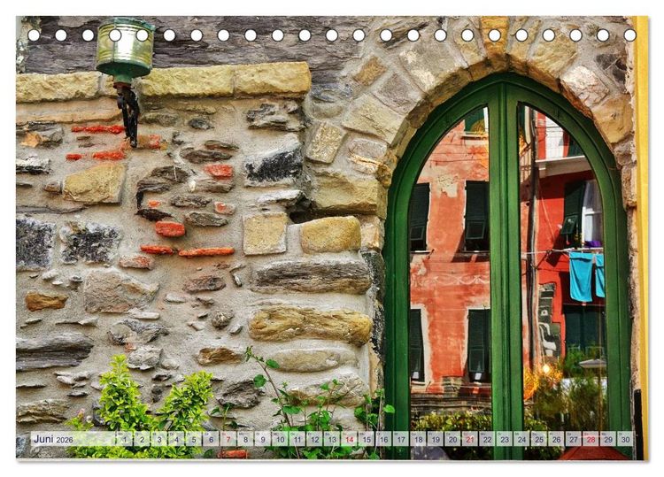 Produktbild: SCHMUCKST&Uuml;CKE der CINQUE TERRE (Tischkalender 2026 DIN A5 quer), CALVENDO Monatskalender