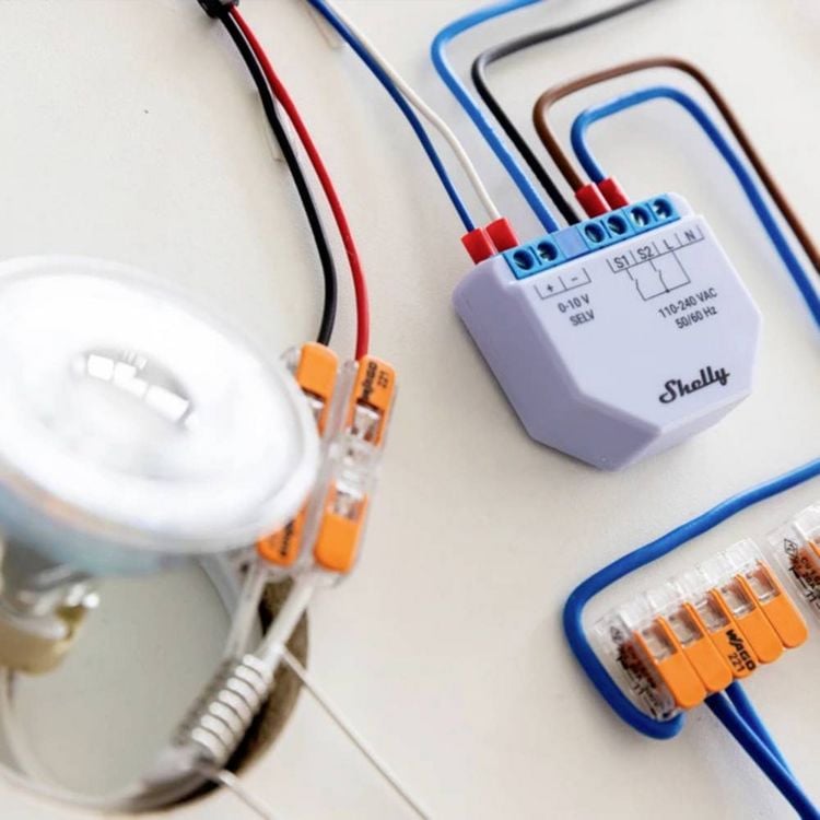 Produktbild: Shelly Plus 0-10V Dimmer Dimmaktor Bluetooth, Wi-Fi
