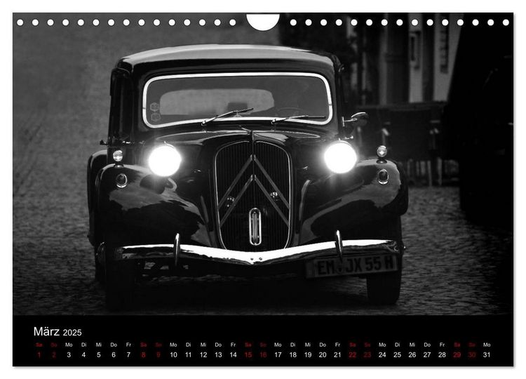 Produktbild: Citro&euml;n 11 CV Traction Avant in schwarzweiss (Wandkalender 2025 DIN A4 quer), CALVENDO Monatskalender