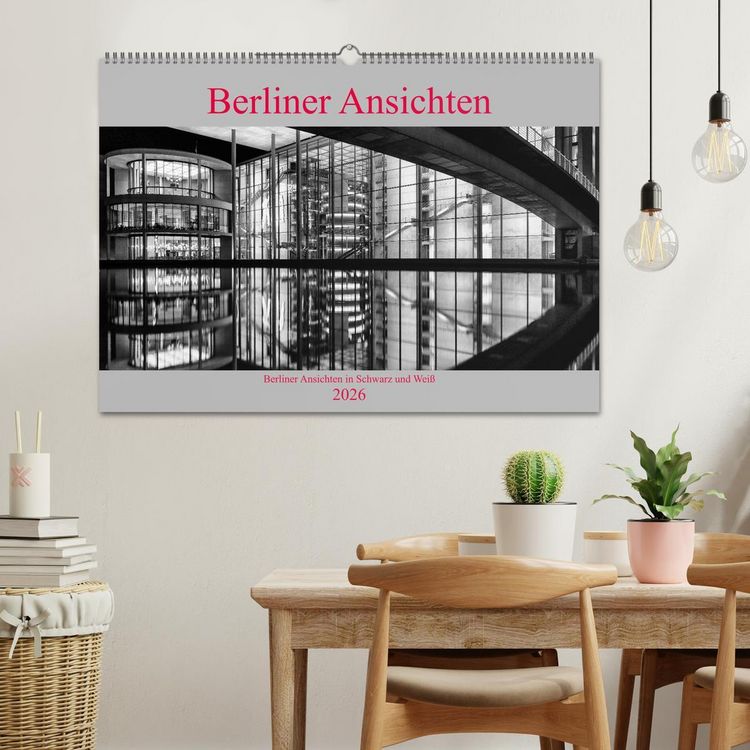 Produktbild: Berliner Ansichten in Schwarz und Wei&szlig; (Wandkalender 2026 DIN A2 quer), CALVENDO Monatskalender