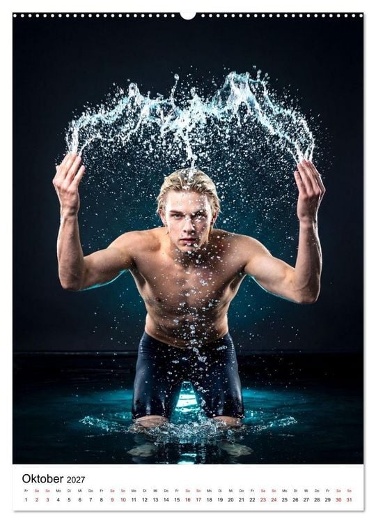 Produktbild: Im Bann des Wassers - Athletische &Auml;sthetik m&auml;nnlicher Schwimmer (Wandkalender 2027 DIN A2 hoch), CALVENDO Monatskalender