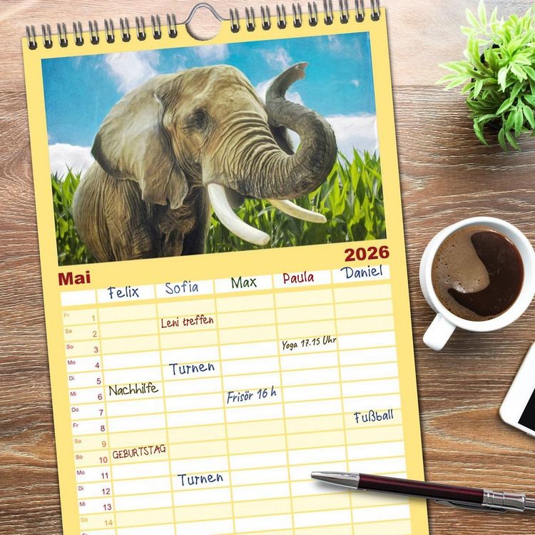 Produktbild: Familienplaner 2026 - Elefanten - Portraits der besonderen Art mit 5 Spalten (Wandkalender, 21 x 45 cm) CALVENDO