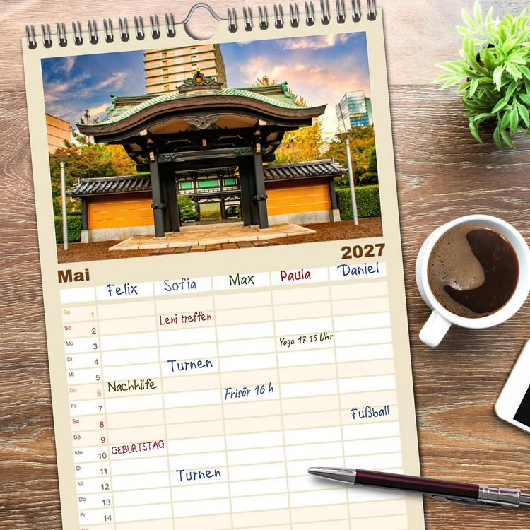 Produktbild: Familienplaner 2027 - Tokio - Tradition und Moderne mit 5 Spalten (Wandkalender, 21 x 45 cm) CALVENDO