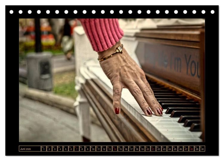 Produktbild: Klavier - Solo f&uuml;r zehn Finger (Tischkalender 2026 DIN A5 quer), CALVENDO Monatskalender