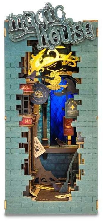 Bild vom Artikel Book Nook DIY Bücherecke Magic House vom Autor 