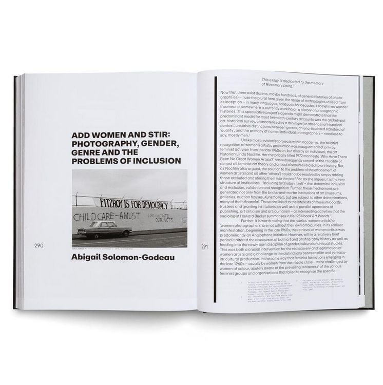 Produktbild: Women Photographers 1900&ndash;1975: A Legacy of Light
