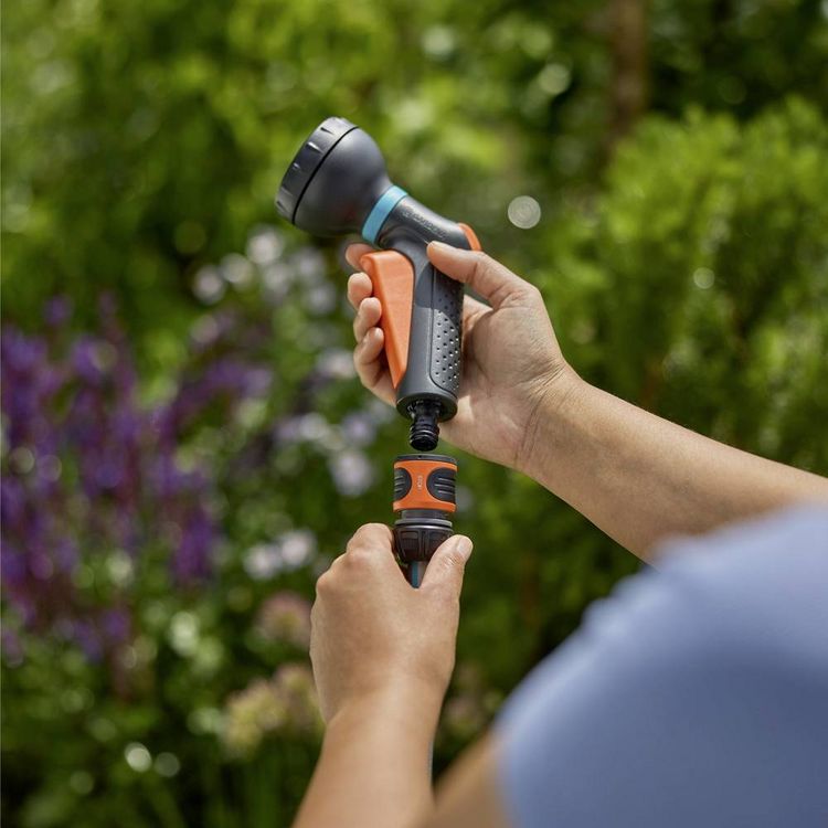 Produktbild: GARDENA 18367-20 Classic Bew&auml;sserungsbrause Starter Set Gartenbrause