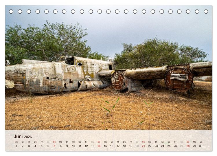 Produktbild: Lost Places - verlassen und vergessen (Tischkalender 2026 DIN A5 quer), CALVENDO Monatskalender