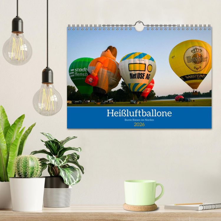 Produktbild: Hei&szlig;luftballone - Bunte Riesen im Norden (Wandkalender 2026 DIN A4 quer), CALVENDO Monatskalender