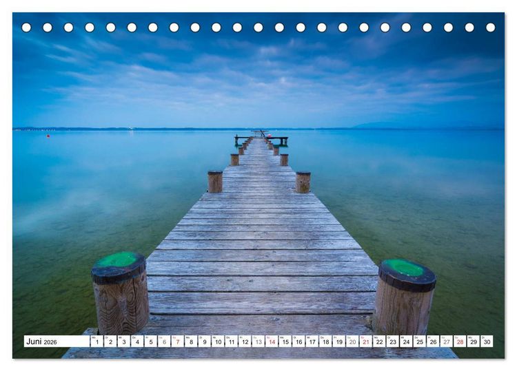 Produktbild: Der Chiemsee - Ansichten zum Tr&auml;umen (Tischkalender 2026 DIN A5 quer), CALVENDO Monatskalender