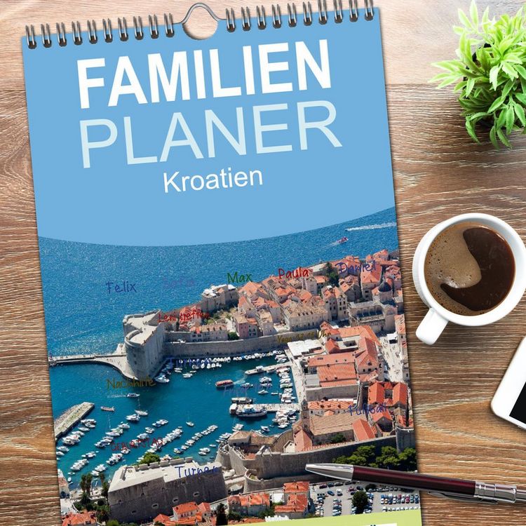 Produktbild: Familienplaner 2026 - Kroatien mit 5 Spalten (Wandkalender, 21 x 45 cm) CALVENDO