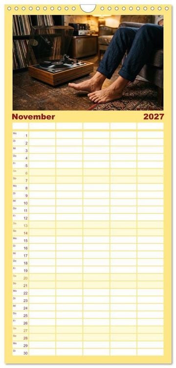 Produktbild: Familienplaner 2027 - Unten Ohne - Barfu&szlig; durchs Jahr mit 5 Spalten (Wandkalender, 21 x 45 cm) CALVENDO