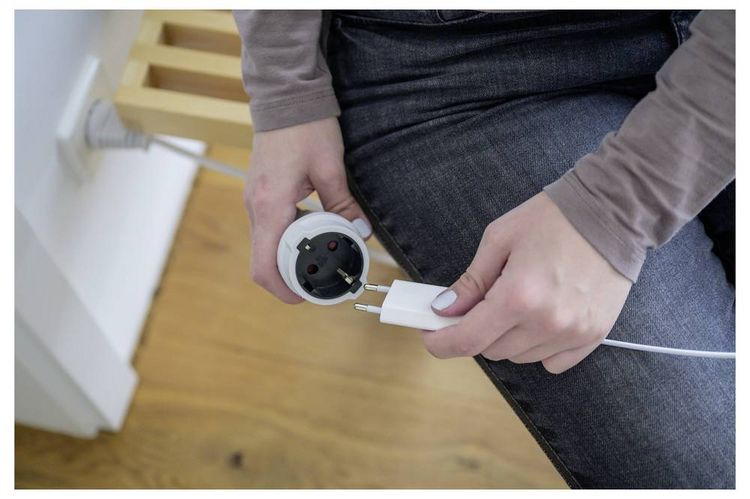 Produktbild: Brennenstuhl 1168440 Strom Verl&auml;ngerungskabel Wei&szlig; 5.00m H05VV-F 3G 1,5mm&sup2;