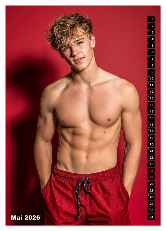 Produktbild: JUNG, SEXY, UNZENSIERT - M&auml;nner nackt in Shorts (Tischkalender 2026 DIN A5 hoch), CALVENDO Monatskalender
