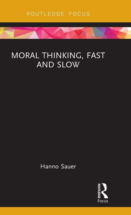 Produktbild: Moral Thinking, Fast and Slow