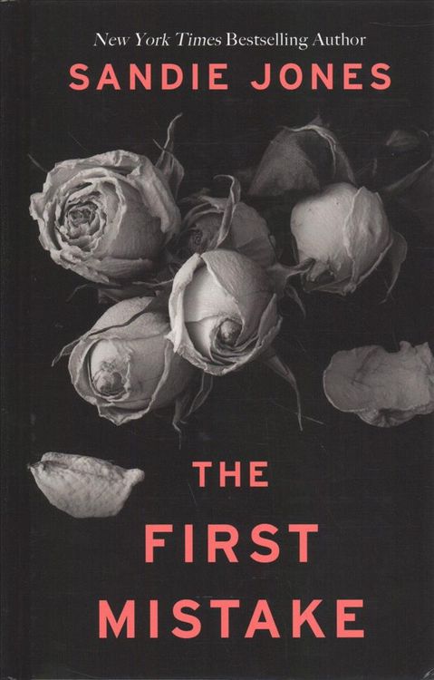 Produktbild: Jones, S: First Mistake