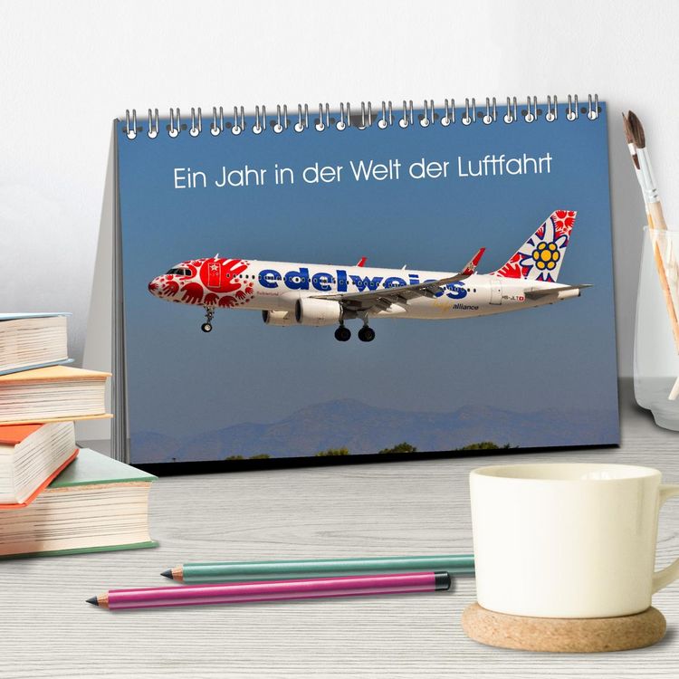 Produktbild: Ein Jahr in der Welt der Luftfahrt (Tischkalender 2026 DIN A5 quer), CALVENDO Monatskalender