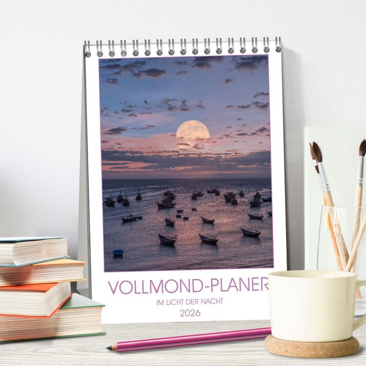 Produktbild: VOLLMOND-Planer - Im Licht der Nacht (Tischkalender 2026 DIN A5 hoch), CALVENDO Monatskalender