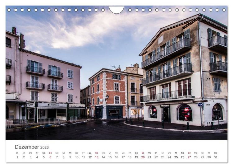 Produktbild: Saint Tropez - Early Morning Street Photography (Wandkalender 2026 DIN A4 quer), CALVENDO Monatskalender