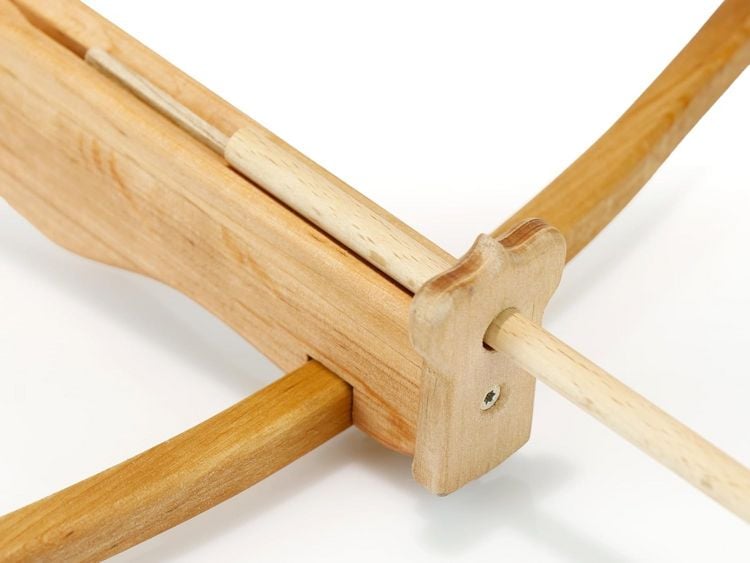 Produktbild: BestSaller 1242 - Kinder-Armbrust inkl. 3 Pfeilen, 57cm, Erlenholz ge&ouml;lt, Holz-Armbrust