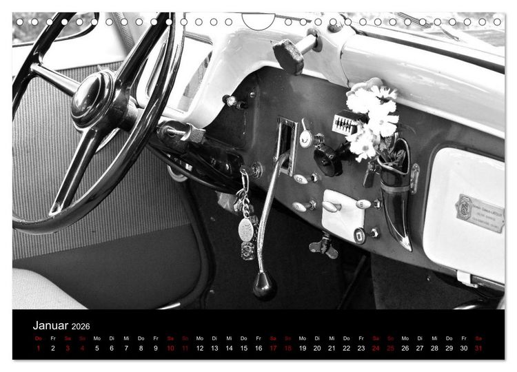 Produktbild: Citro&euml;n 11 CV Traction Avant in schwarzweiss (Wandkalender 2026 DIN A4 quer), CALVENDO Monatskalender