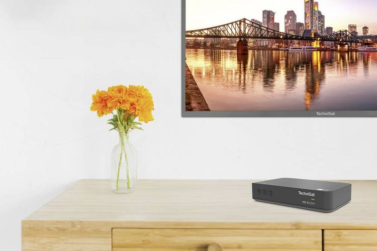 Produktbild: TechniSat HD-S 224+ HD-SAT-Receiver