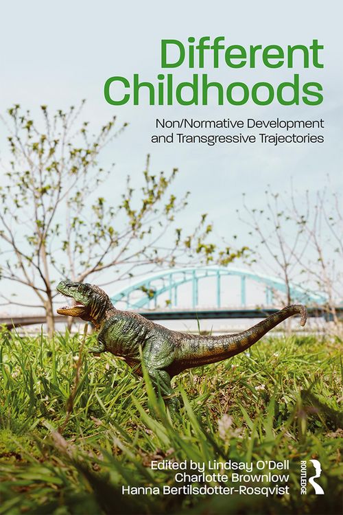 Produktbild: Different Childhoods