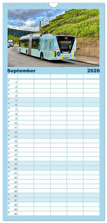 Produktbild: Familienplaner 2026 - Omnibusse im Fokus mit 5 Spalten (Wandkalender, 21 x 45 cm) CALVENDO