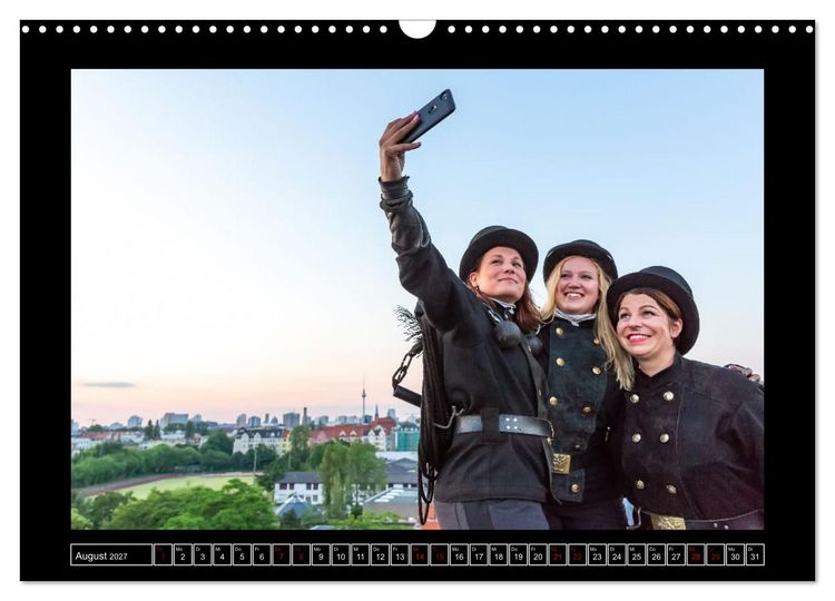 Produktbild: Schornsteinfeger in Berlin - Die Gl&uuml;cklichmacher (Wandkalender 2027 DIN A3 quer), CALVENDO Monatskalender