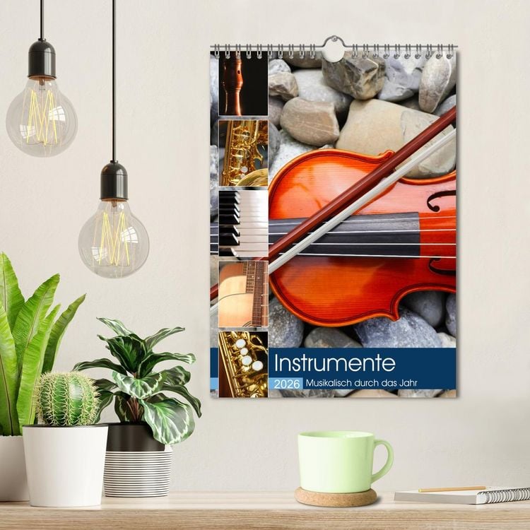 Produktbild: Instrumente - Musikalisch durch das Jahr (Wandkalender 2026 DIN A4 hoch), CALVENDO Monatskalender