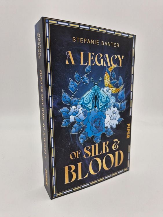 Produktbild: A Legacy of Silk and Blood