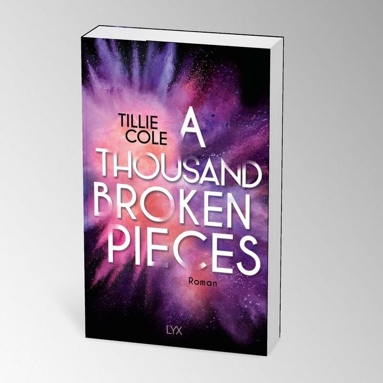 Produktbild: A Thousand Broken Pieces