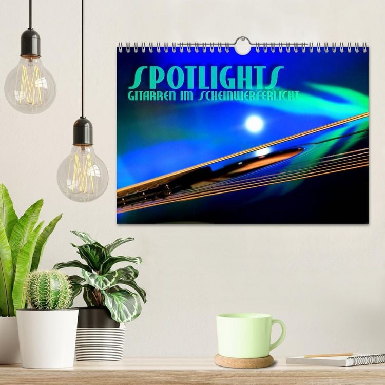 Produktbild: SPOTLIGHTS - Gitarren im Scheinwerferlicht (Wandkalender 2026 DIN A4 quer), CALVENDO Monatskalender
