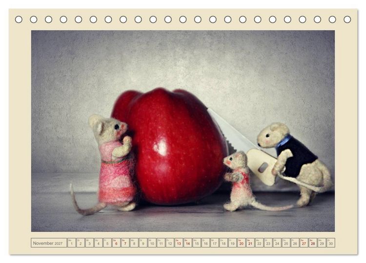 Produktbild: Bei Familie Maus zuhaus (Tischkalender 2027 DIN A5 quer), CALVENDO Monatskalender