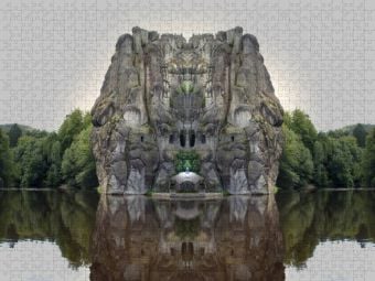 Produktbild: CALVENDO Puzzle Spiegelwelt - die Externsteine | 1000 Teile Lege-Gr&ouml;&szlig;e 64x48cm Foto-Puzzle f&uuml;r gl&uuml;ckliche Stunden