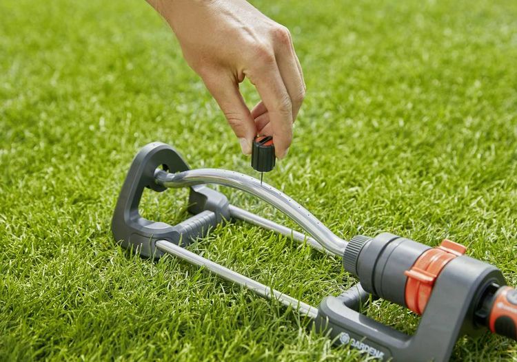 Produktbild: GARDENA 18700-20 Aqua S Viereckregner 90 - 220 m&sup2;