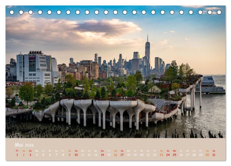Produktbild: City Lights &ndash; New York im Fokus (Tischkalender 2026 DIN A5 quer), CALVENDO Monatskalender