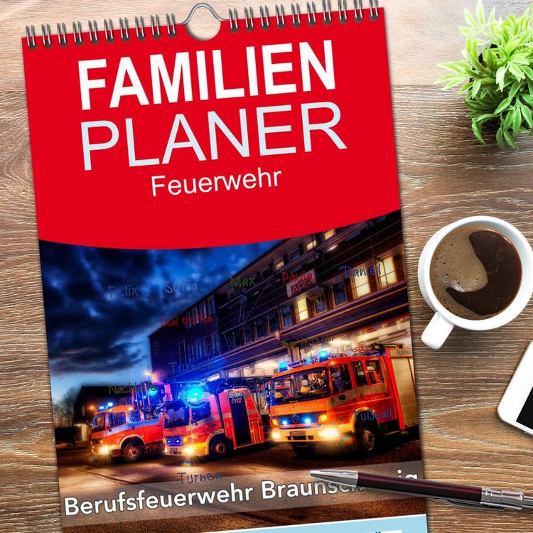 Produktbild: Familienplaner 2026 - Berufsfeuerwehr Braunschweig mit 5 Spalten (Wandkalender, 21 x 45 cm) CALVENDO