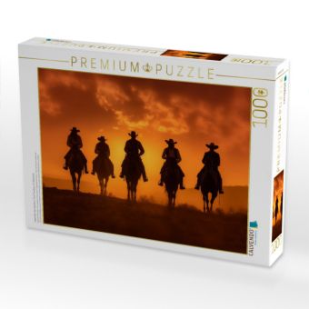 Produktbild: CALVENDO Puzzle Legenden des Westens: F&uuml;nf Cowboys im Abendrot | 1000 Teile Lege-Gr&ouml;&szlig;e 64x48cm Foto-Puzzle f&uuml;r gl&uuml;ckliche Stunden