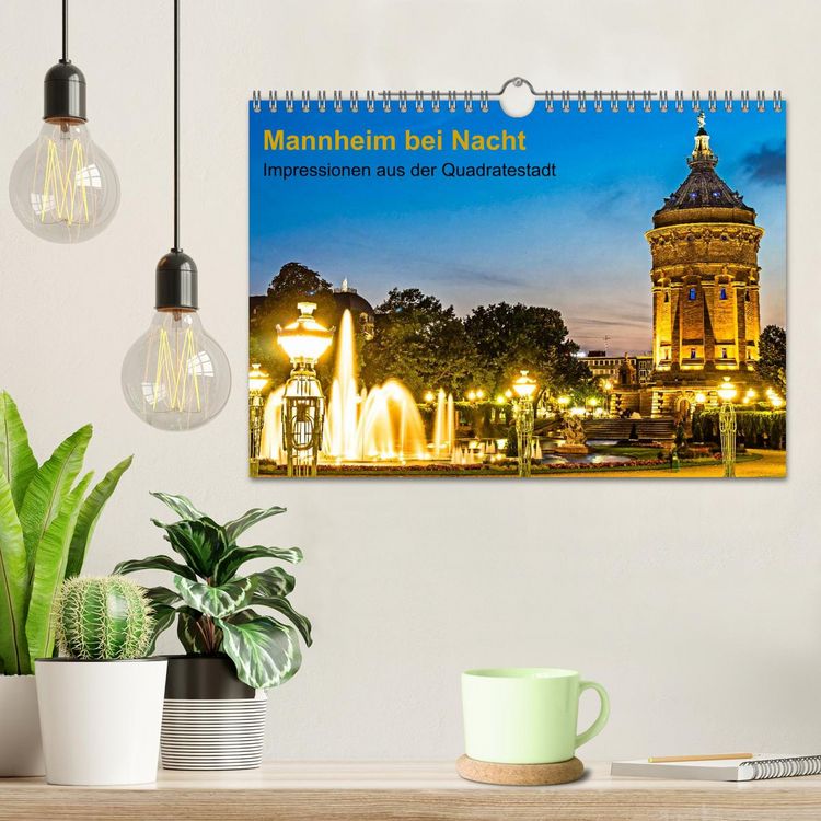 Produktbild: Mannheim bei Nacht - Impressionen aus der Quadratestadt (Wandkalender 2026 DIN A4 quer), CALVENDO Monatskalender