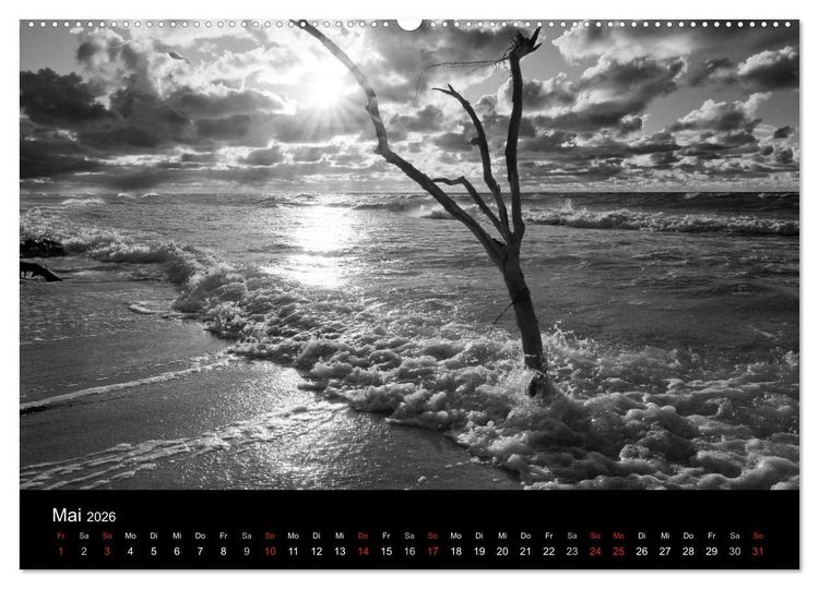 Produktbild: Strandspaziergang an der Ostsee (Wandkalender 2026 DIN A2 quer), CALVENDO Monatskalender