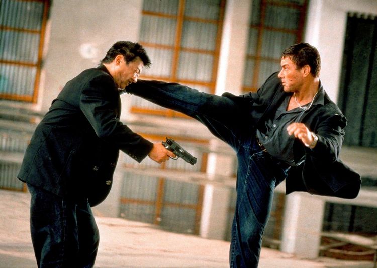 Produktbild: Knock Off - Der entscheidende Schlag - Mediabook - 2-Disc Limited Collector's Edition (4K Ultra HD) (+ Blu-ray)