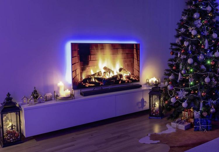Produktbild: Sygonix SY-5225288 LED-Streifen-Komplettset mit Stecker 5V 150cm RGB 1St.