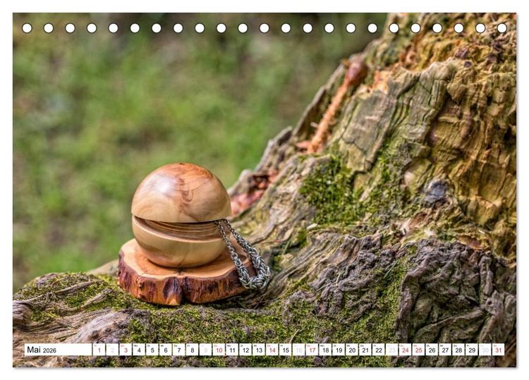 Produktbild: Holz entt&auml;uscht nie (Tischkalender 2026 DIN A5 quer), CALVENDO Monatskalender