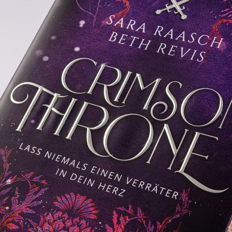 Produktbild: Crimson Throne (Spy and Guardian 1)