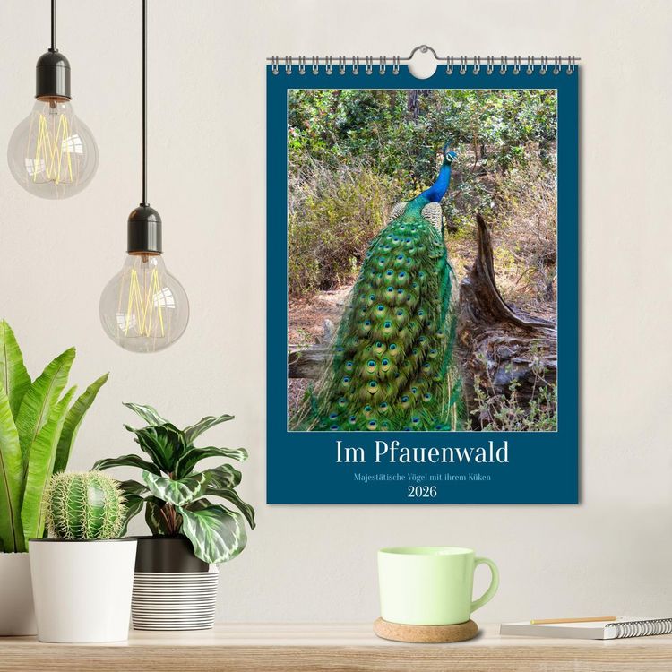 Produktbild: Im Pfauenwald (Wandkalender 2026 DIN A4 hoch), CALVENDO Monatskalender