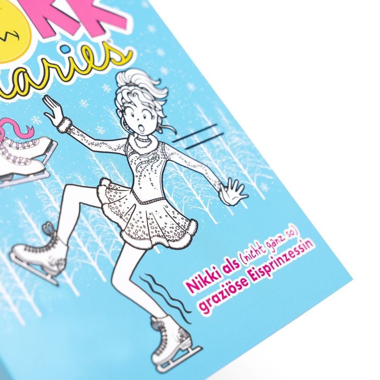 Produktbild: DORK Diaries, Band 4: Nikki als (nicht ganz so) grazi&ouml;se Eisprinzessin